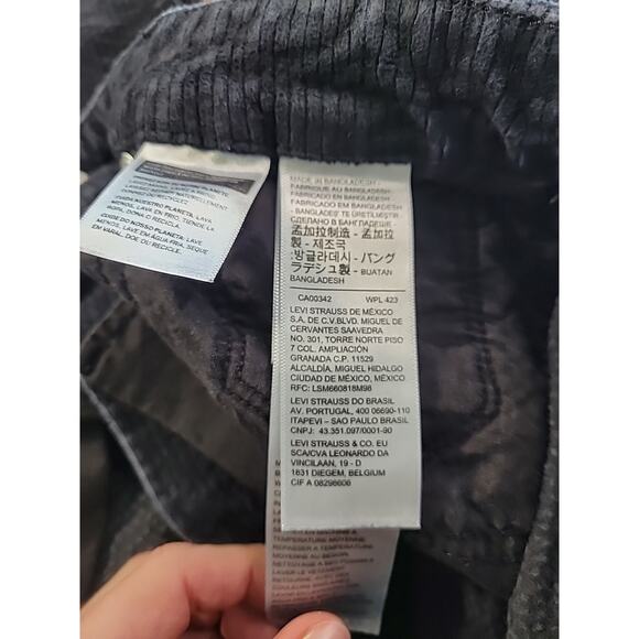 Levi’s Women’s Size 30 Black Mid‑Rise Skinny Corduroy Ankle Jeans – EUC - Picture 7 of 8